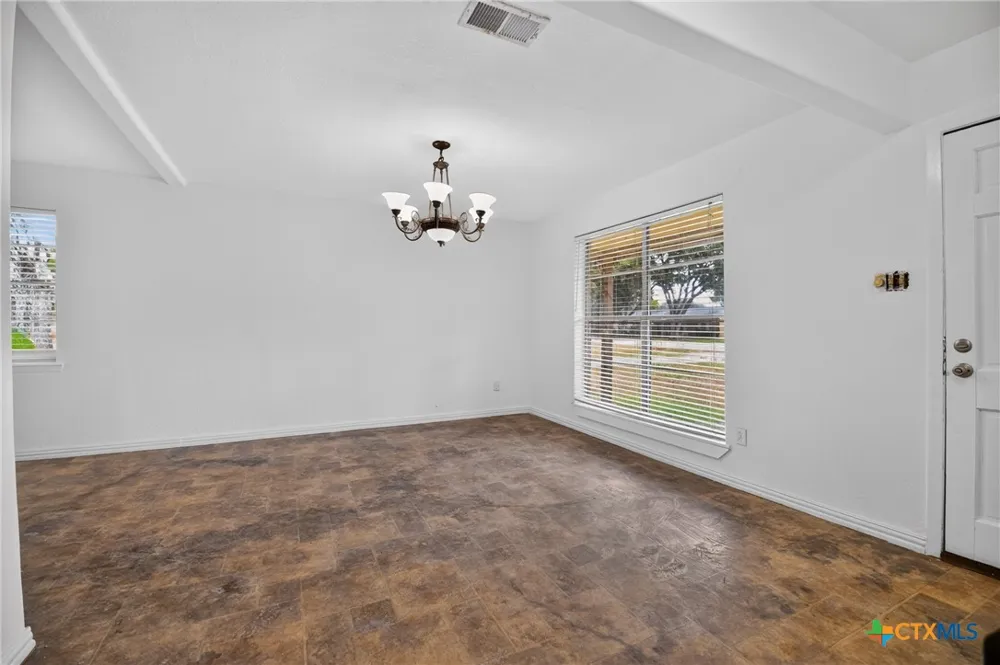 1006 S 2nd Street Ganado, TX 77962