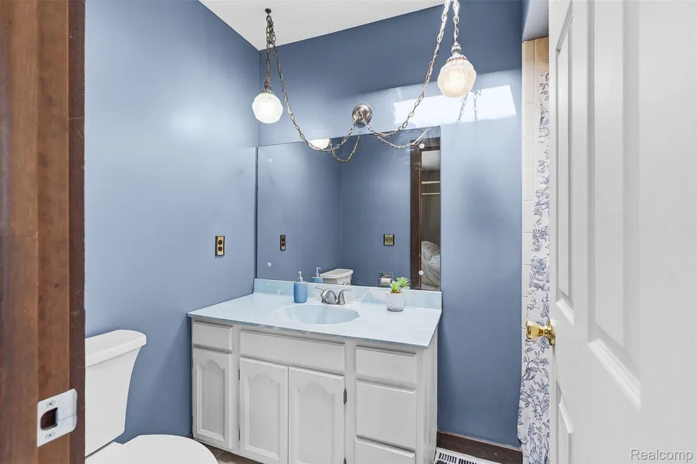 3232 Shady Oak Drive Oregon Township, MI 48421