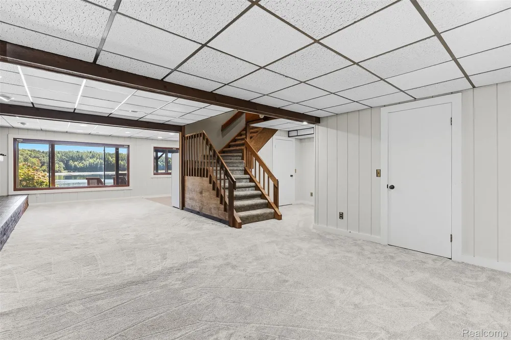 3232 Shady Oak Drive Oregon Township, MI 48421