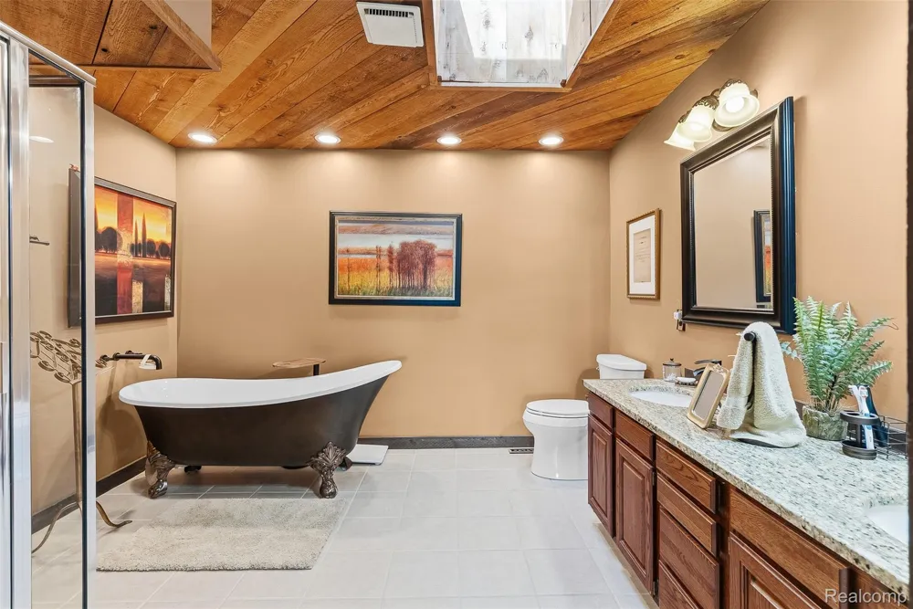 3232 Shady Oak Drive Oregon Township, MI 48421