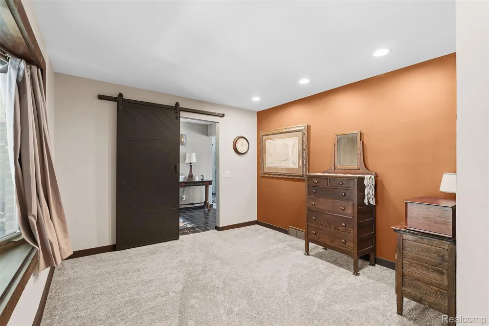 3232 Shady Oak Drive Oregon Township, MI 48421