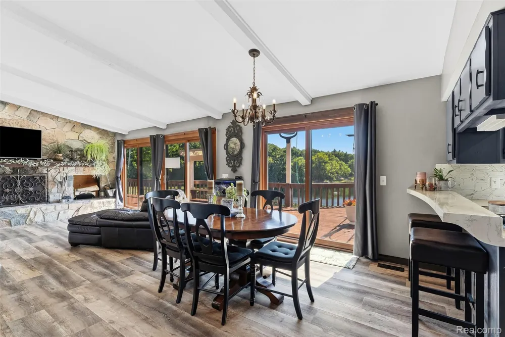 3232 Shady Oak Drive Oregon Township, MI 48421