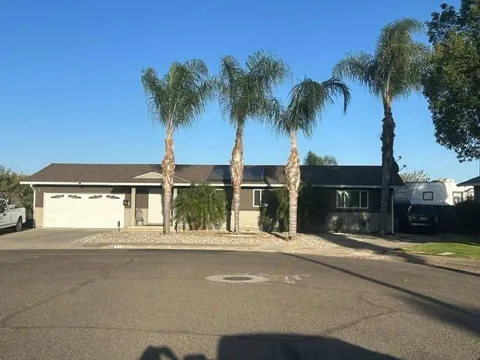 916 Sylvia Street