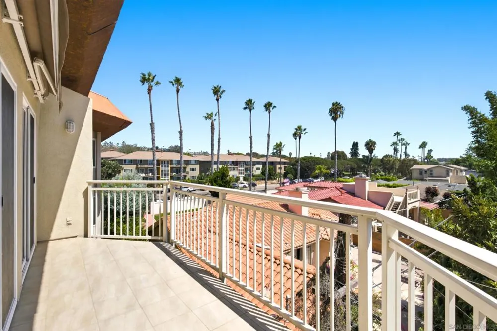 5366 La Jolla #305C La Jolla, CA 92037