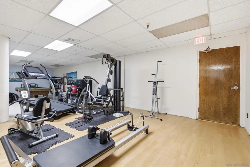 5366 La Jolla #305C La Jolla, CA 92037