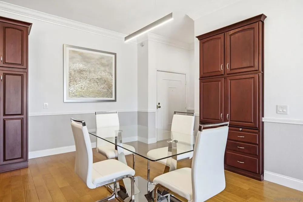5366 La Jolla #305C La Jolla, CA 92037
