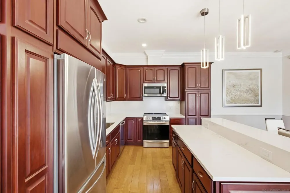 5366 La Jolla #305C La Jolla, CA 92037