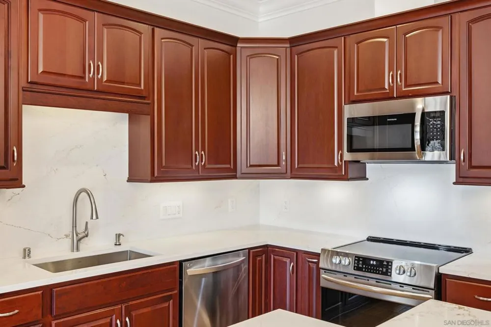 5366 La Jolla #305C La Jolla, CA 92037