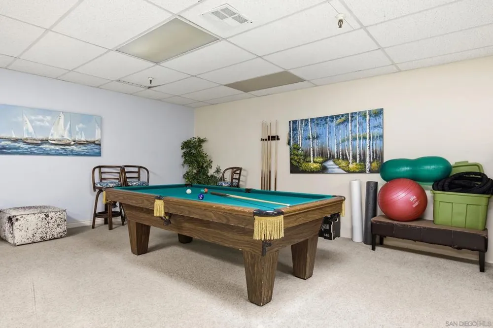 5366 La Jolla #305C La Jolla, CA 92037
