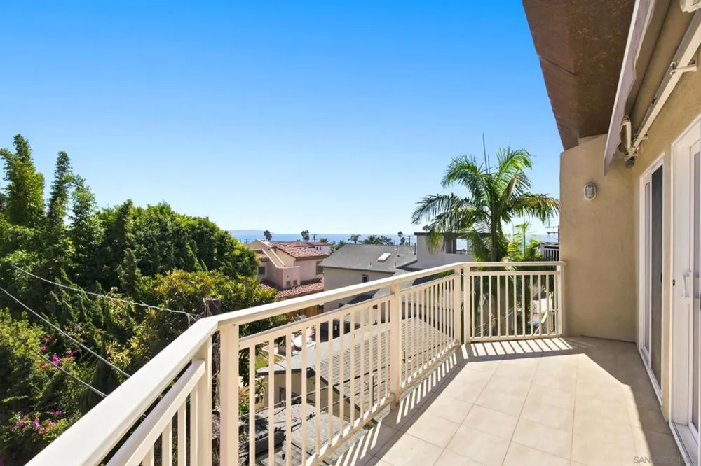 5366 La Jolla #305C La Jolla, CA 92037