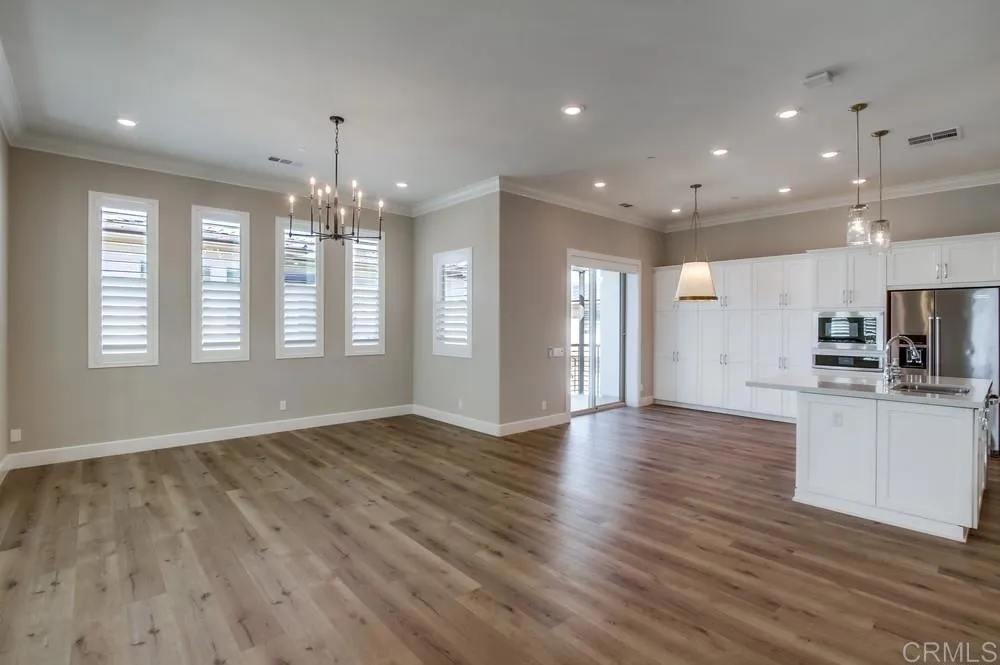16750 Coyote Bush San Diego, CA 92127