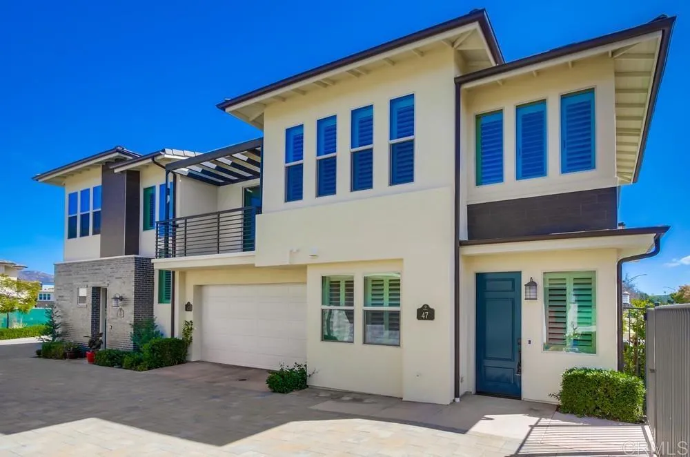 16750 Coyote Bush San Diego, CA 92127