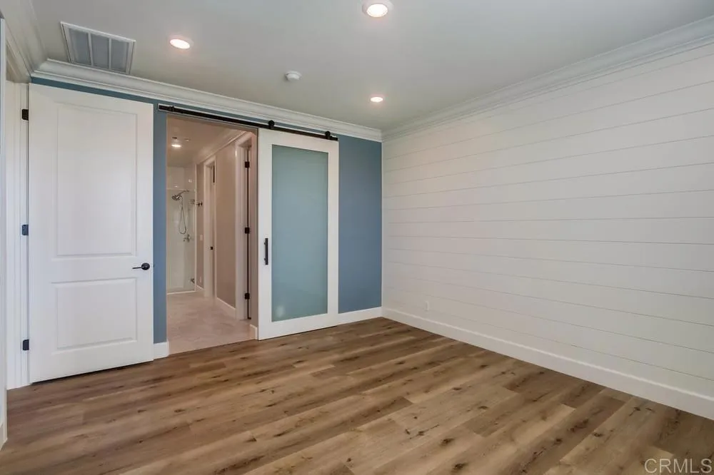 16750 Coyote Bush San Diego, CA 92127