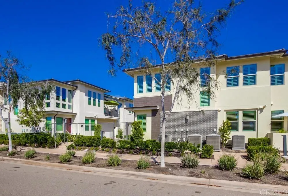 16750 Coyote Bush San Diego, CA 92127