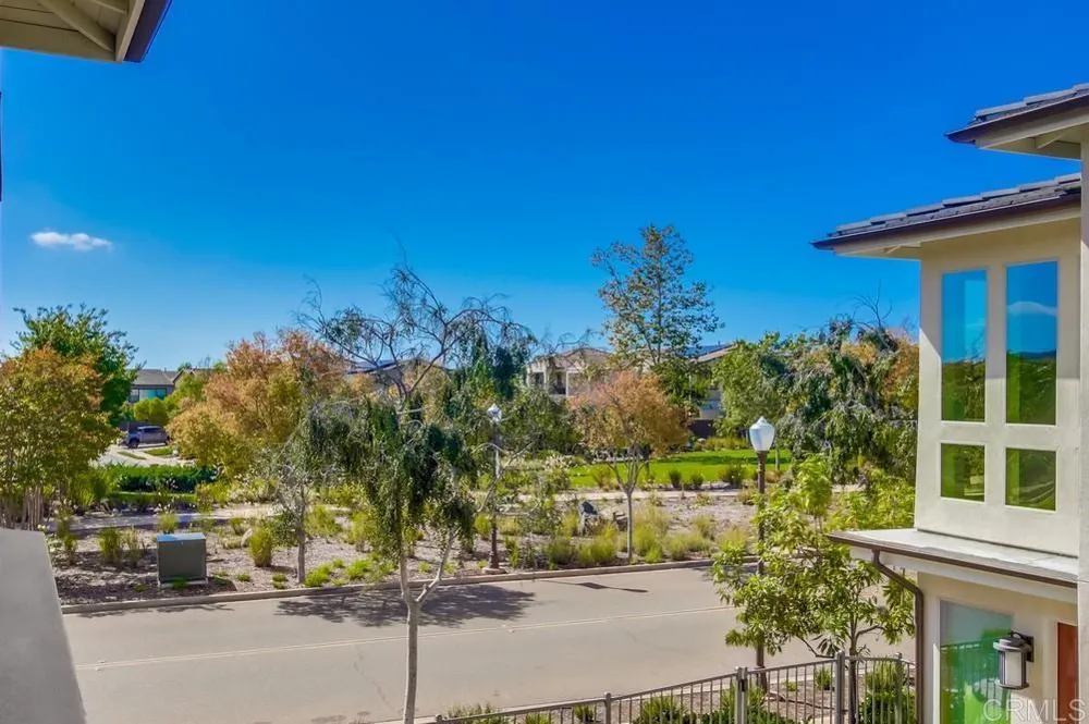 16750 Coyote Bush San Diego, CA 92127
