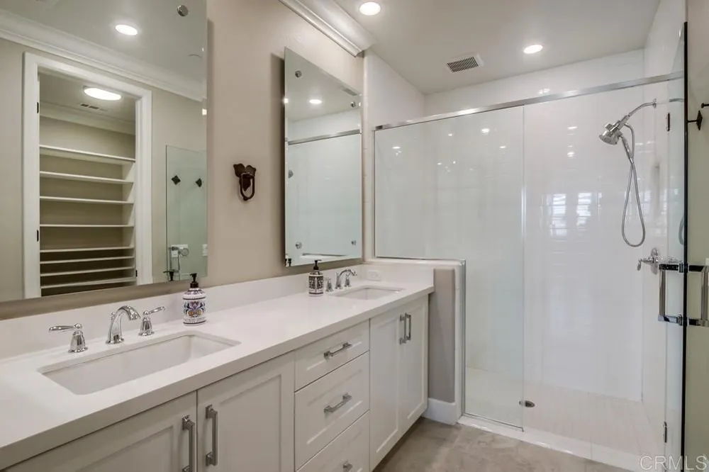 16750 Coyote Bush San Diego, CA 92127