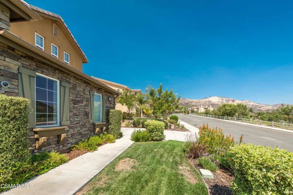 3849 Eagle Flight Drive Simi Valley, CA 93065