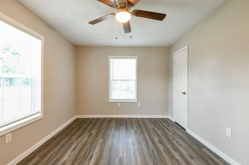 319 Rustic Drive Pasadena, TX 77502