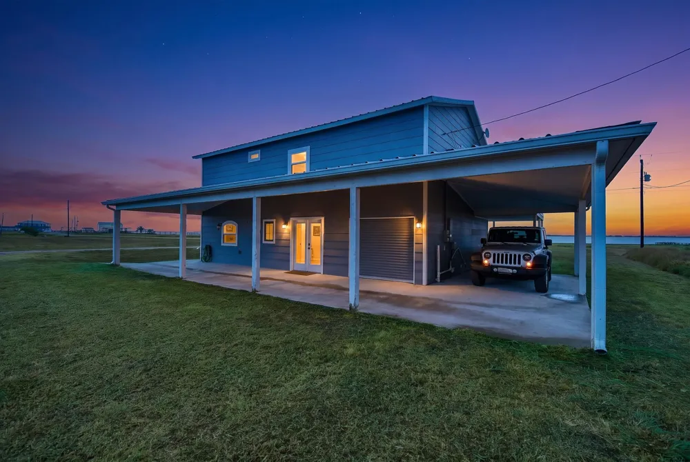 965 Porpoise Drive Palacios, TX 77465