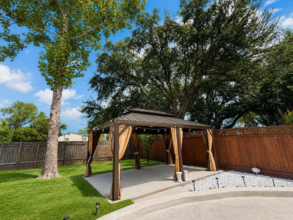 12714 Braewood Glen Lane Houston, TX 77072