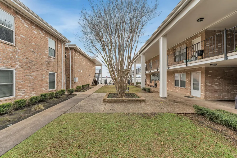 3535 Nasa Rd 1 #64 Seabrook, TX 77586