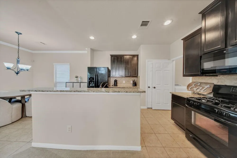 16022 Sommerall Lake Lane Houston, TX 77084