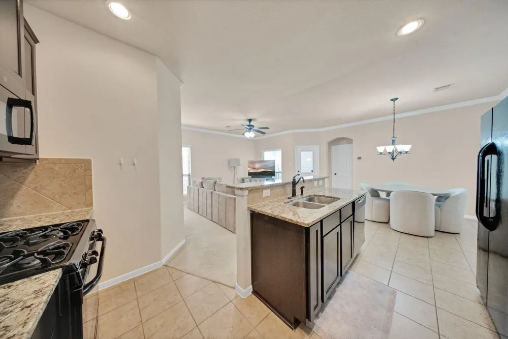 16022 Sommerall Lake Lane Houston, TX 77084