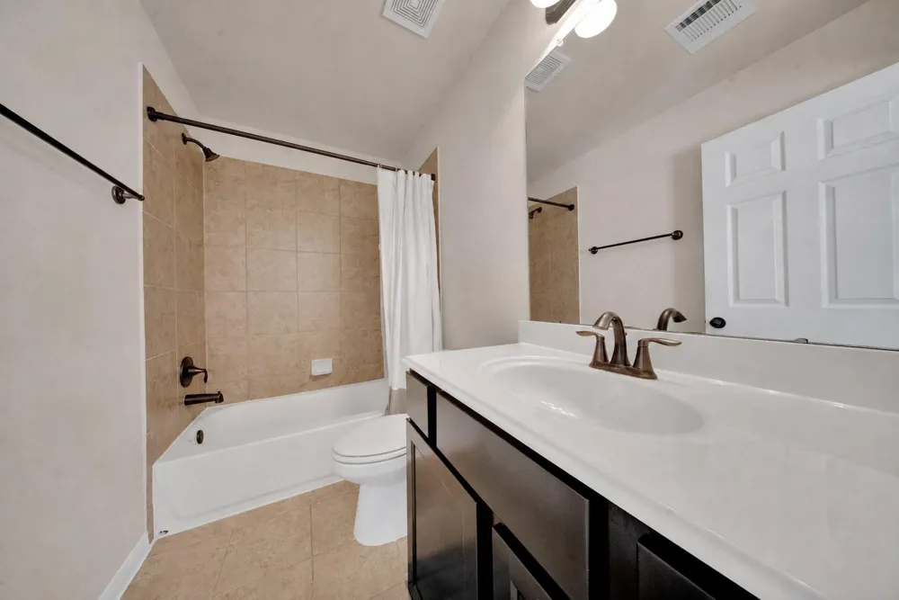 16022 Sommerall Lake Lane Houston, TX 77084