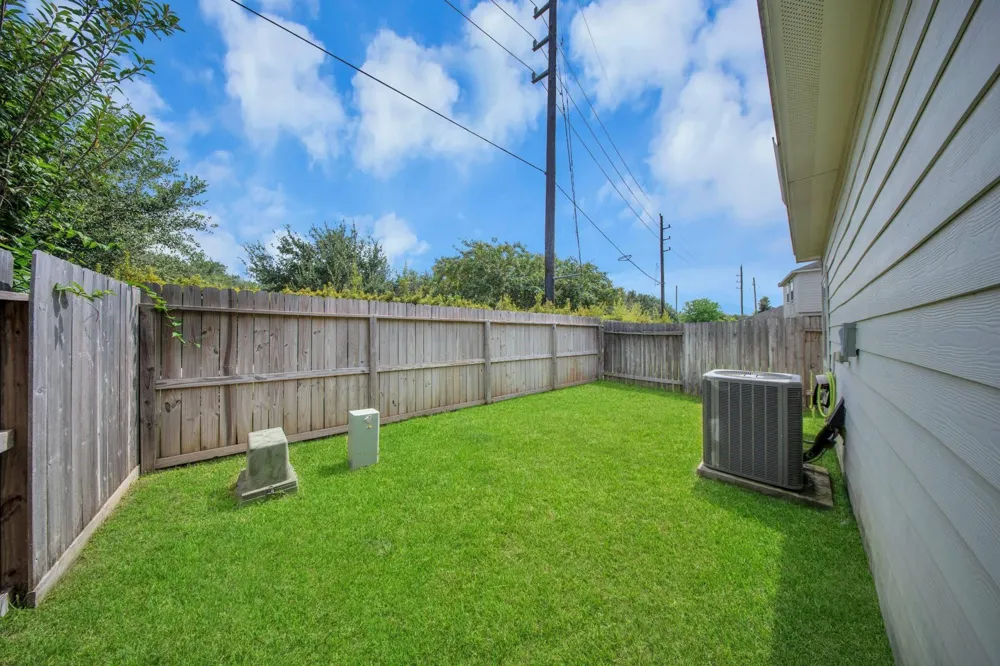 16022 Sommerall Lake Lane Houston, TX 77084