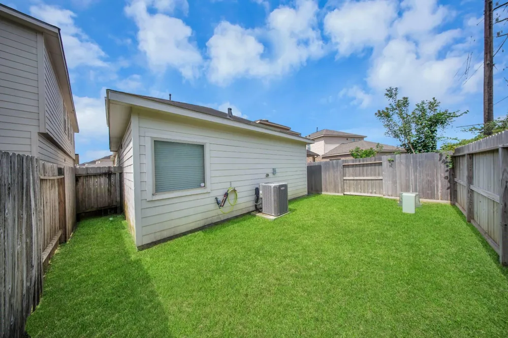 16022 Sommerall Lake Lane Houston, TX 77084
