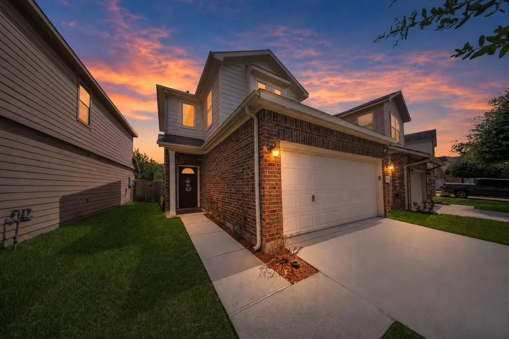 16022 Sommerall Lake Lane Houston, TX 77084