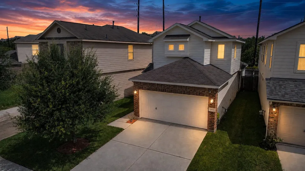 16022 Sommerall Lake Lane Houston, TX 77084