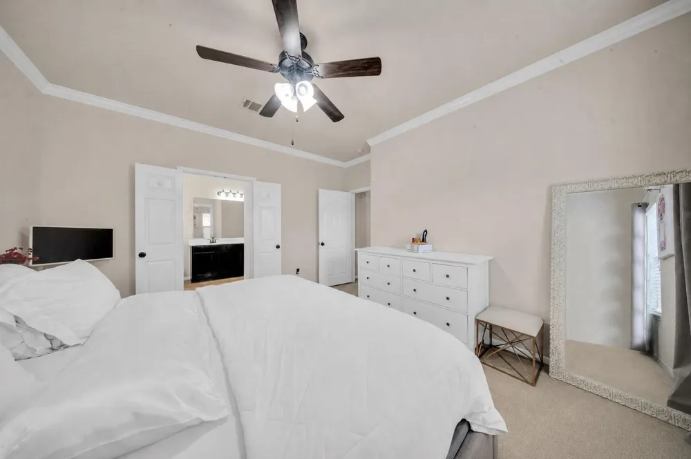 16022 Sommerall Lake Lane Houston, TX 77084