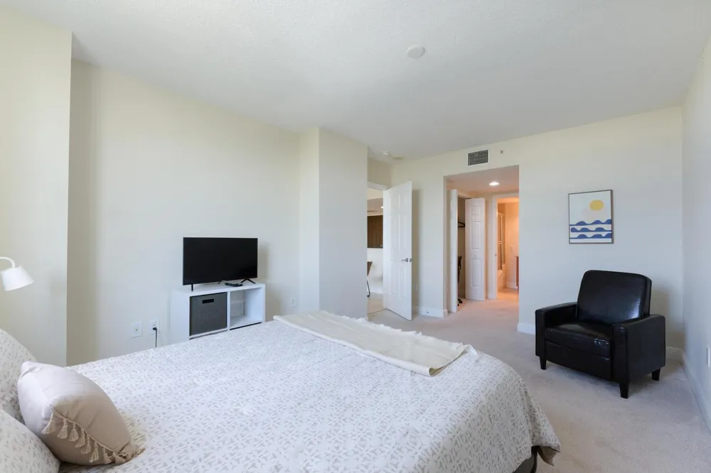 610 Clematis Street West Palm Beach, FL 33401