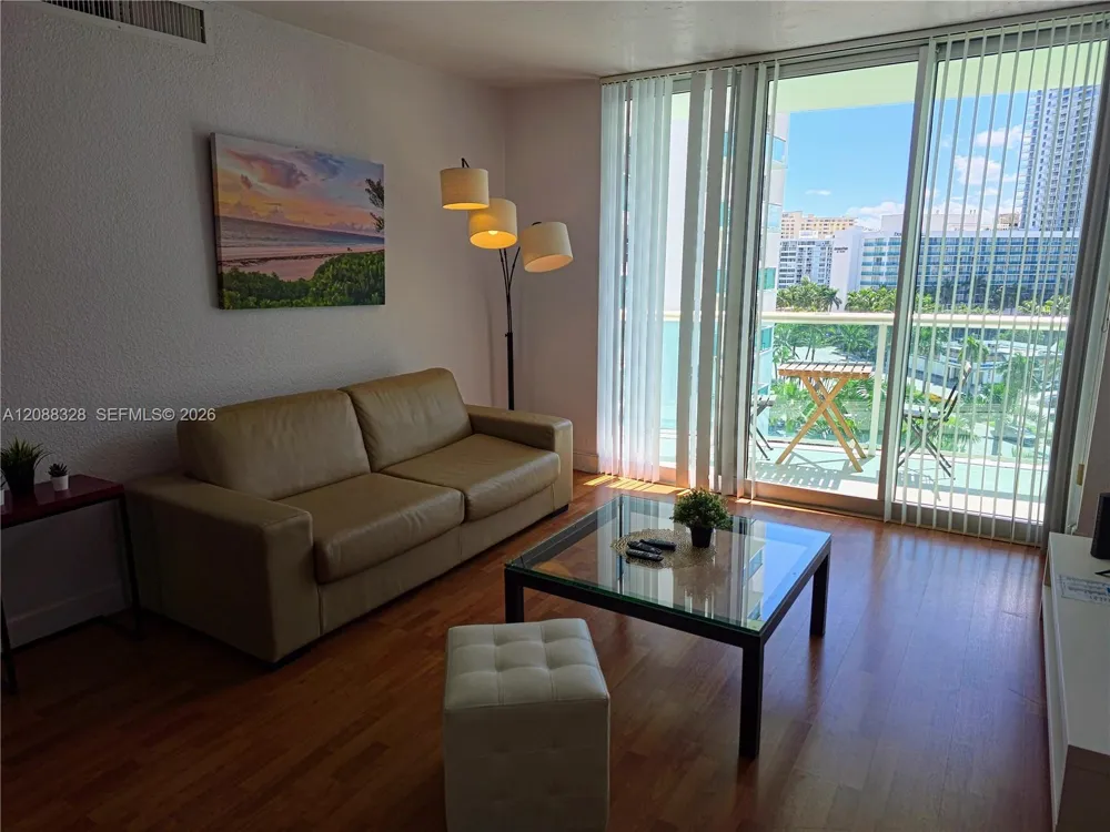 3801 S Ocean Dr #8T Hollywood, FL 33019