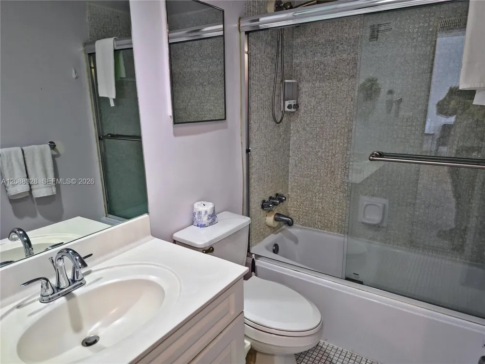 3801 S Ocean Dr #8T Hollywood, FL 33019