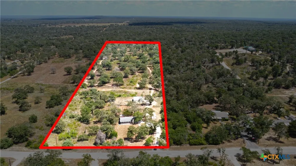1501 Kothmann Drive Seguin, TX 78155