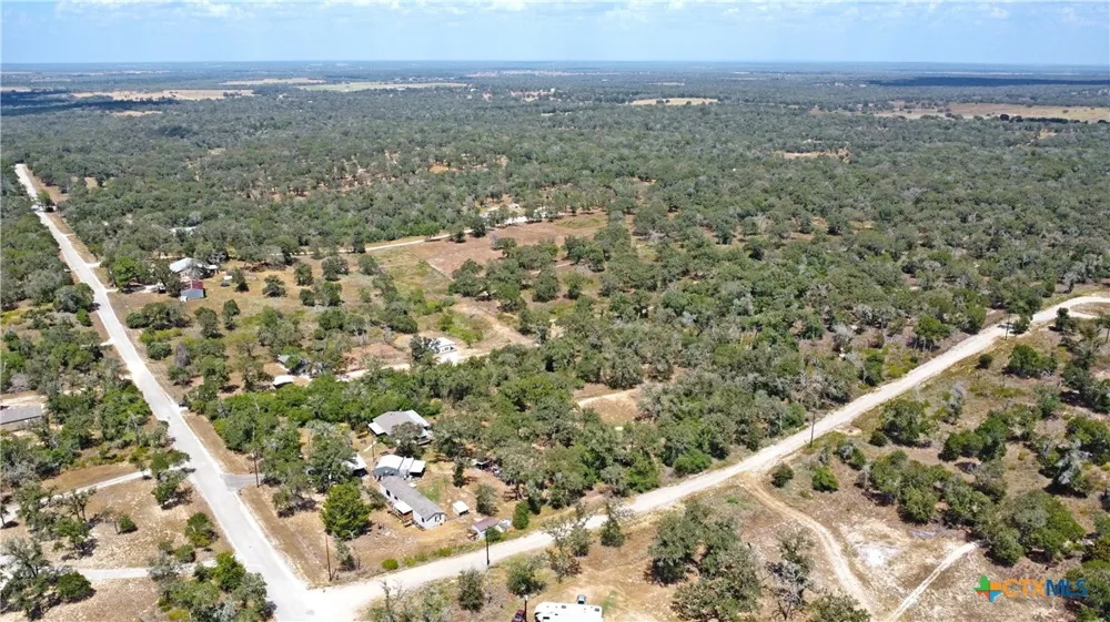 1501 Kothmann Drive Seguin, TX 78155