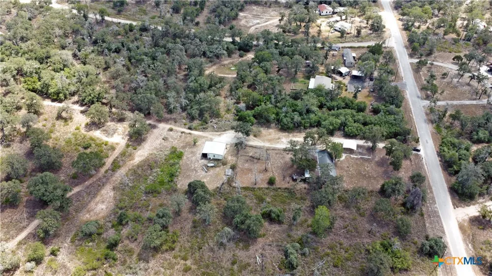 1501 Kothmann Drive Seguin, TX 78155