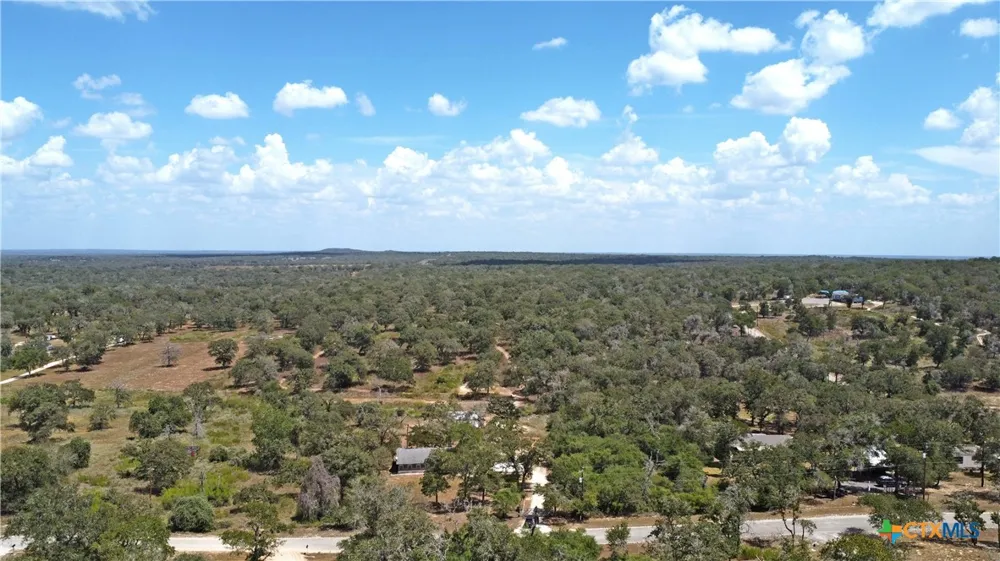 1501 Kothmann Drive Seguin, TX 78155