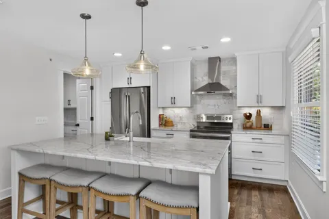 5025 Hillsboro Pike #18G