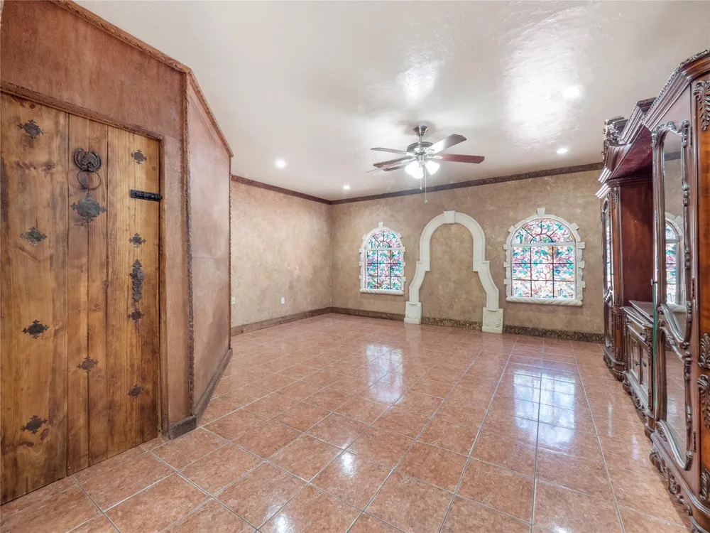 9607 Carousel Lane Houston, TX 77080