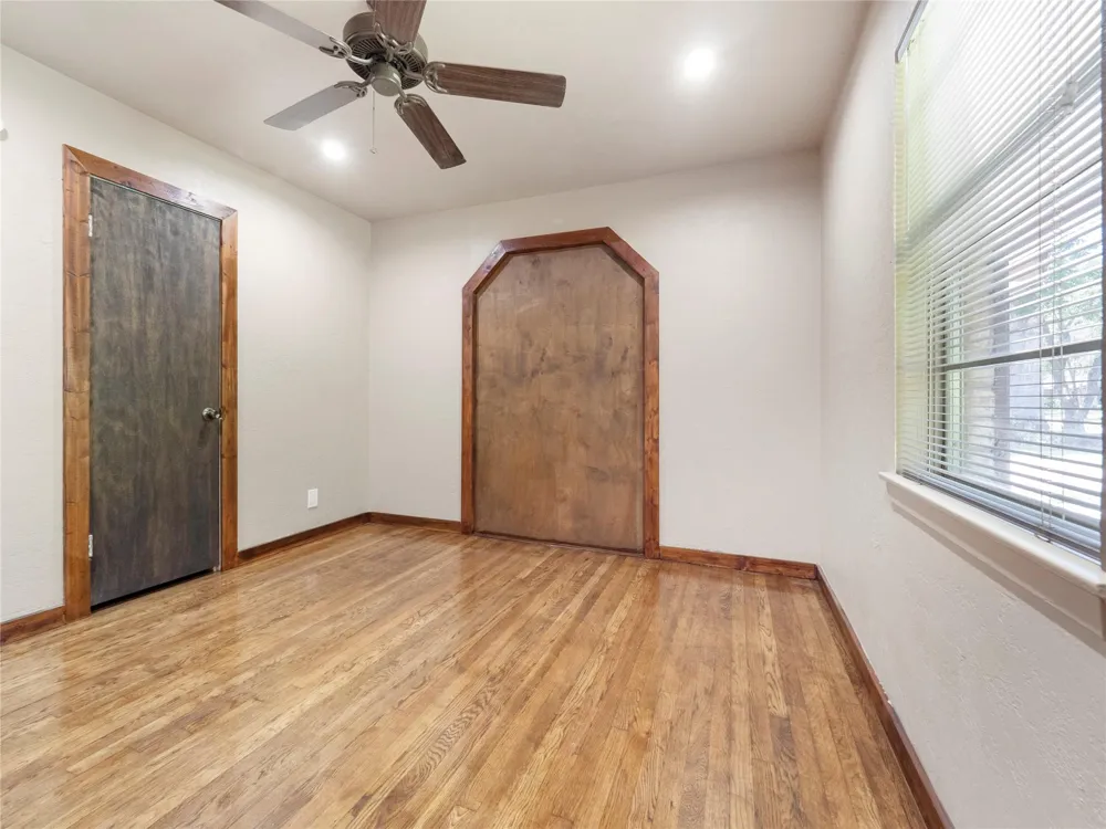 9607 Carousel Lane Houston, TX 77080