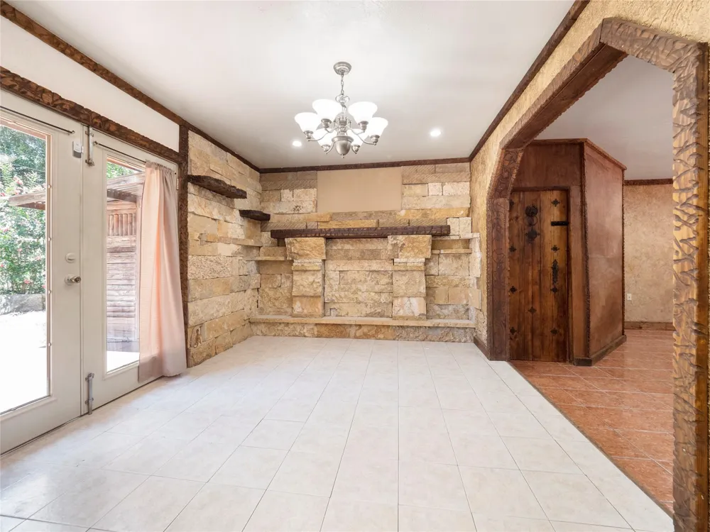 9607 Carousel Lane Houston, TX 77080