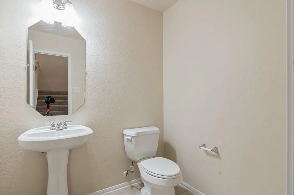 14522 Round Mountain Drive Houston, TX 77090