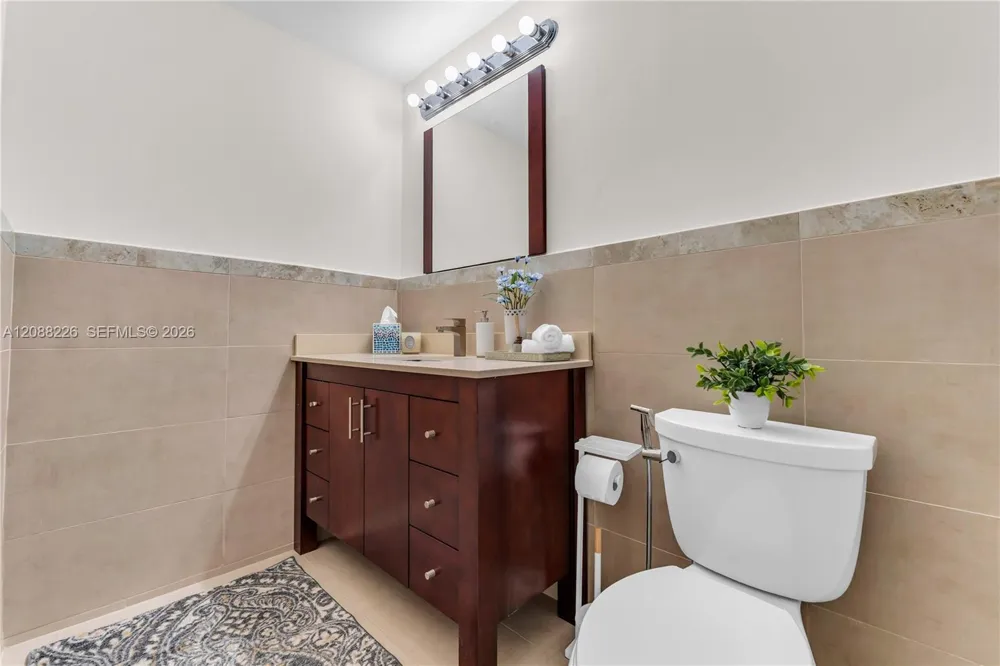 13761 SW 21st Ter Miami, FL 33175
