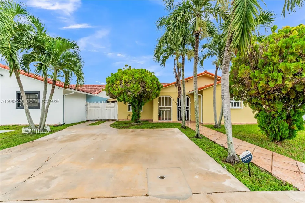 13761 SW 21st Ter Miami, FL 33175