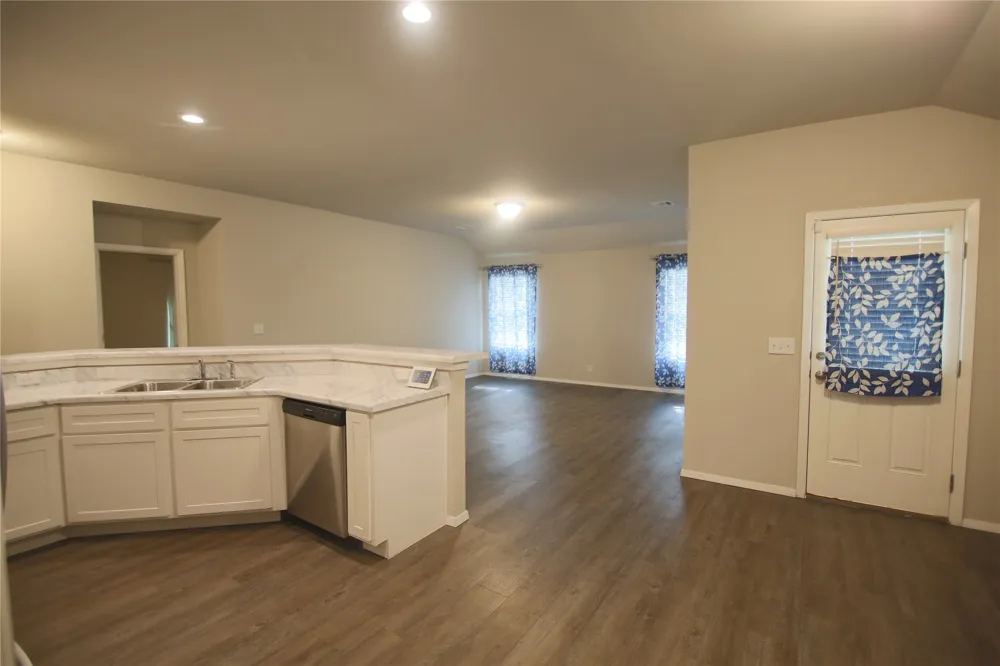 14202 74 EastAvenue Collinsville, OK 74021