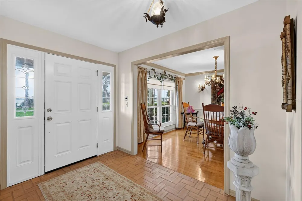 3081 LAKESHORE DRIVE Mount Dora, FL 32757