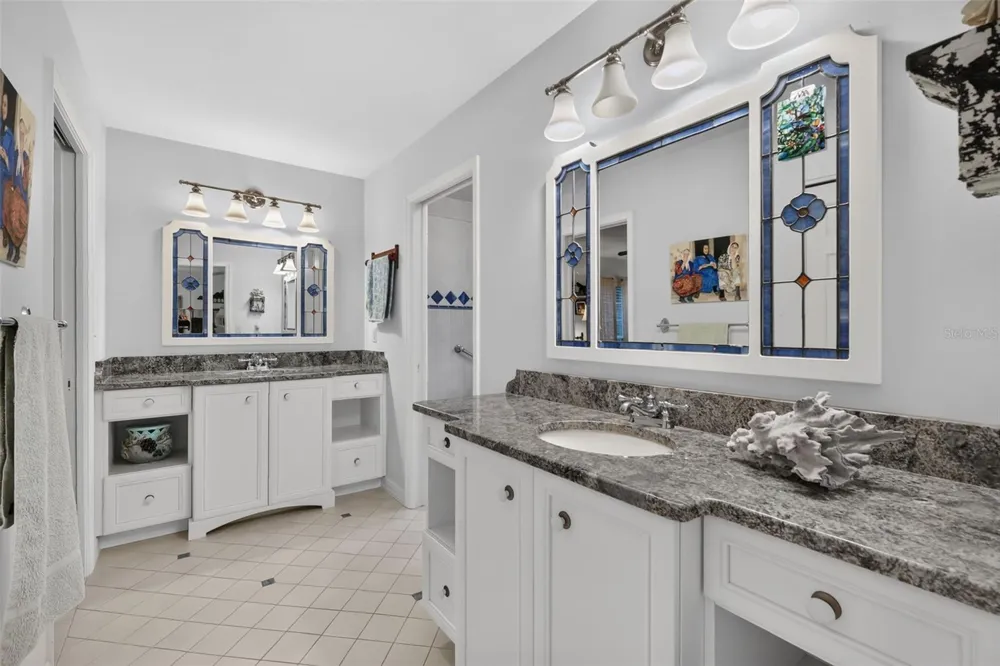 3081 LAKESHORE DRIVE Mount Dora, FL 32757